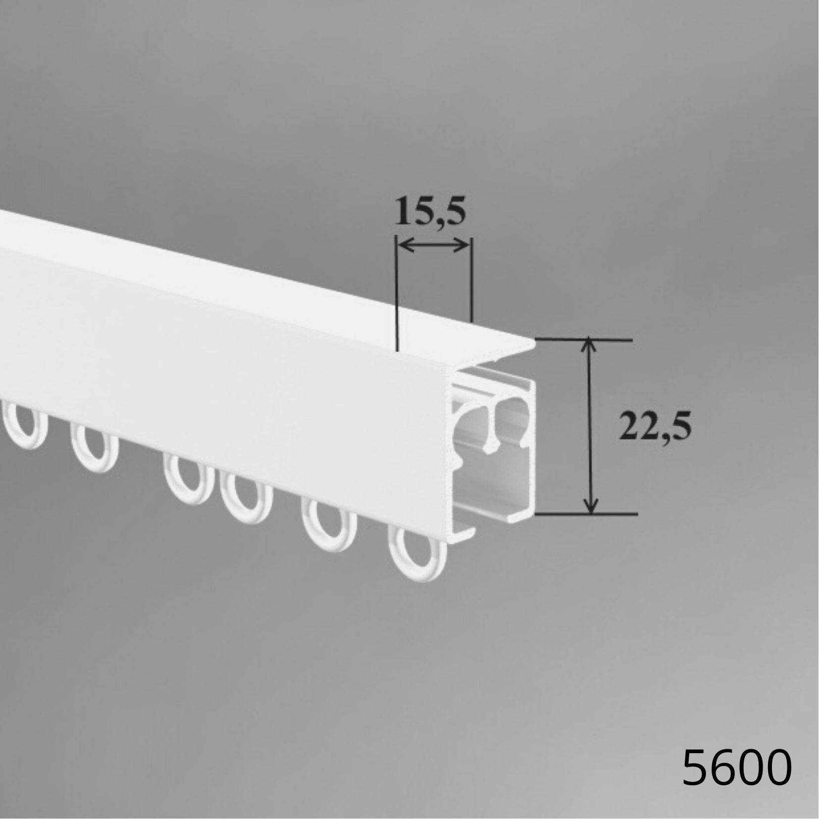 5600